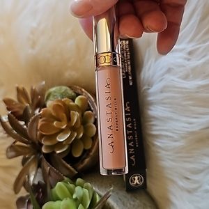 Anastasia Beverly Hills Liquid Lipstick in Naked